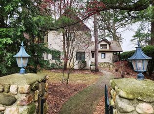 502 E Clear Lake Dr, Fremont, IN 46737