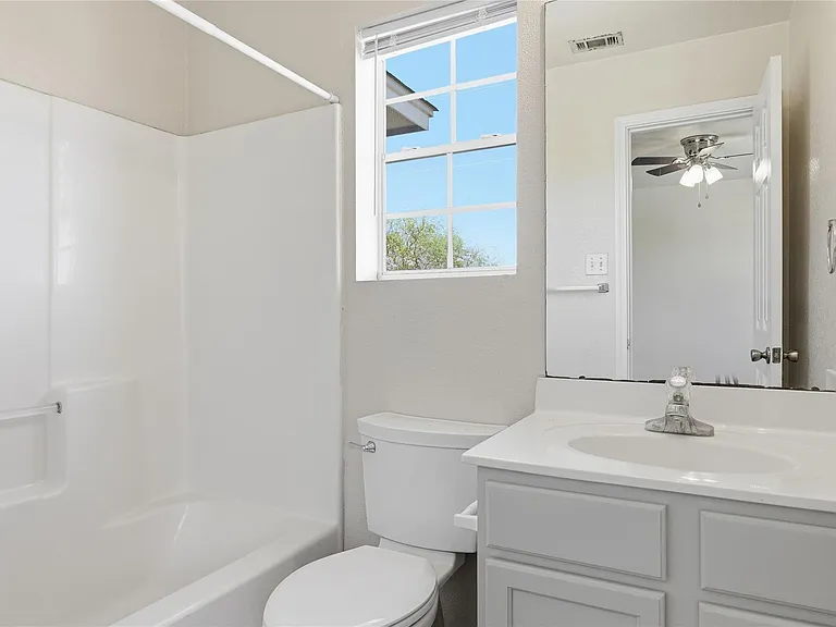 885 Sagewood Trl — Photo 18