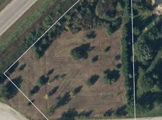 Briggeman Rd, Saint Clair, MI 48079