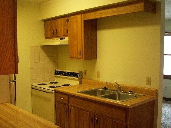 galley kitchen