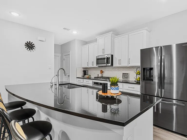 2922 Alto Dr — Photo 7