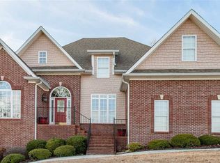 6398 Legacy Ln, Trussville, AL 35173