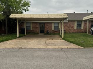 1717 Hudson Valley Rd, Ardmore, OK 73401