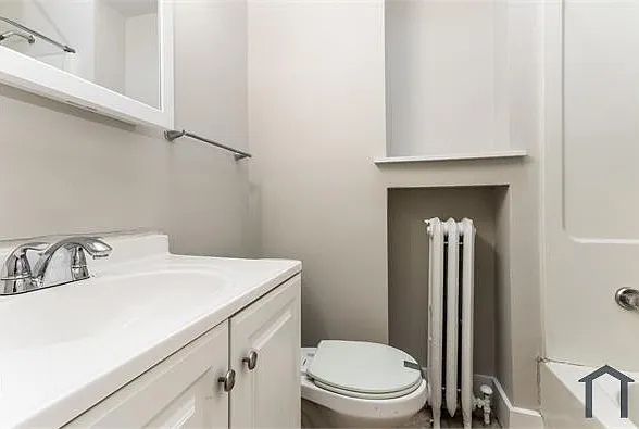 4715 Loring St — Photo 9