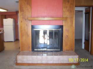 433 N Shoreline Dr, Bridgeport, TX 76426