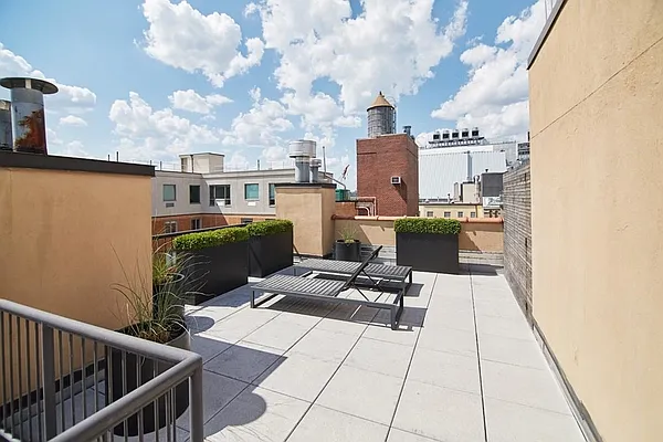 Sold by AA Management | media 34