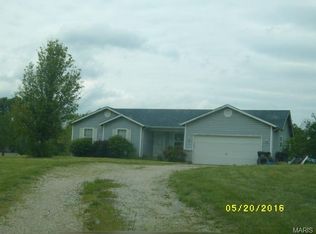 41 Twillman Ln, Winfield, MO 63389