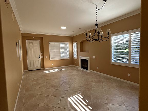 3rd image of 4317 Camino De La Rosa
