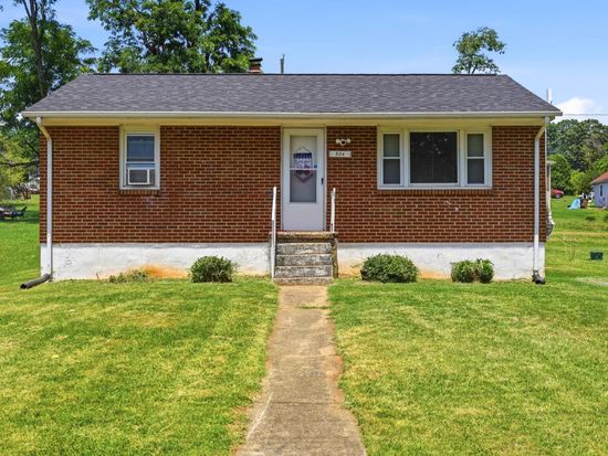 804 12th St, Altavista, VA 24517