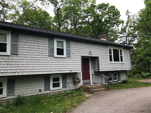 1st image of 19 Grandview Dr