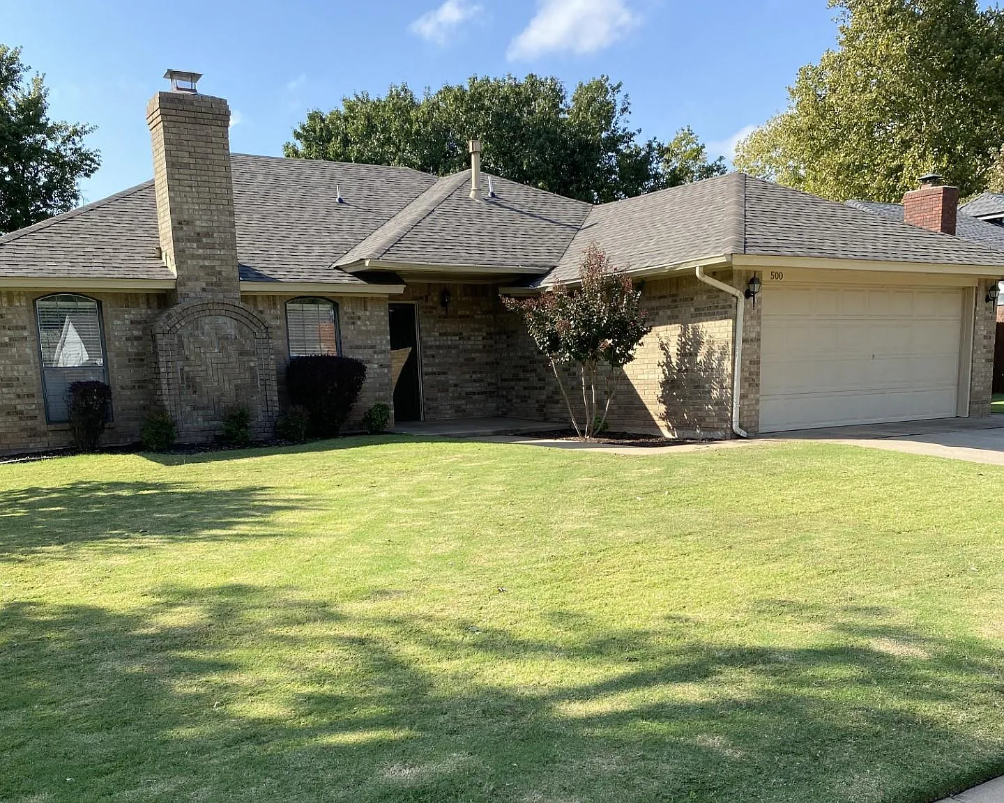 3 bed, 1500 sqft, $1,595 — Photo 1