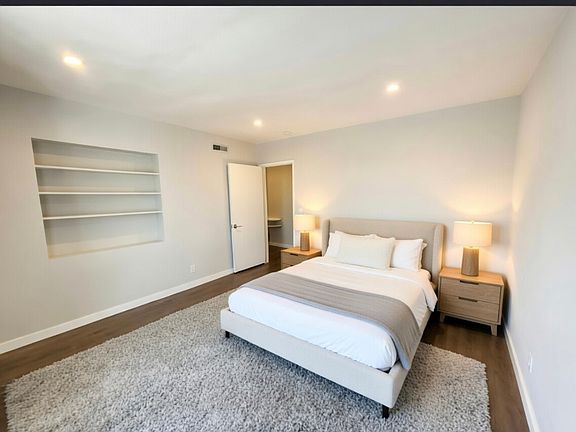 5th image of 348 S Elm Dr APT 6