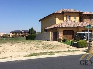 12202 Harrington St, Bakersfield, CA 93311