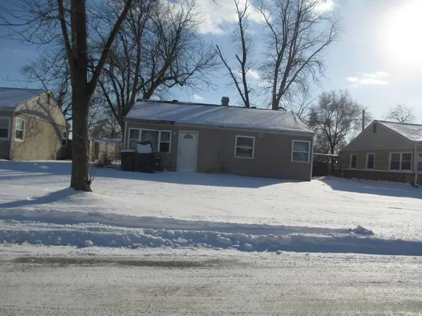 1015 W 41st Ave, Hobart, IN 46342