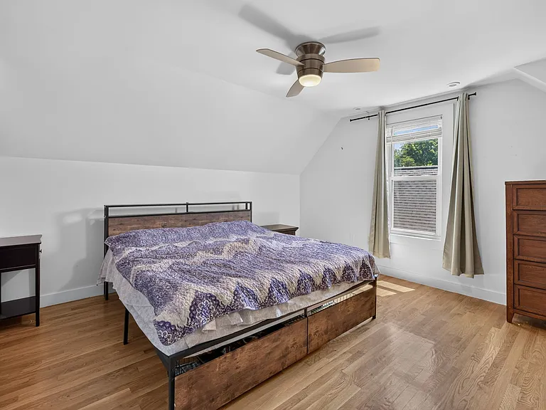 44 Worley St #2 — Photo 21