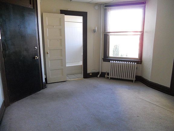 3rd image of 49 Johnson Park APT 28