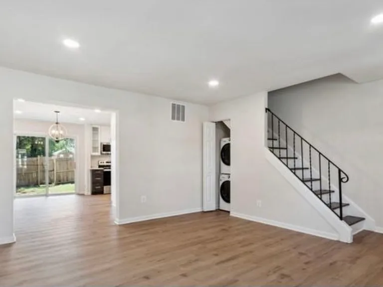 9261 Byrd Dr — Photo 10