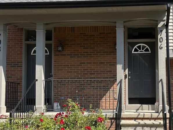 706 N Washington Ave, Royal Oak, MI 48067