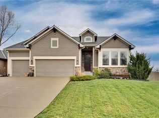 5003 Theden St, Shawnee, KS 66218