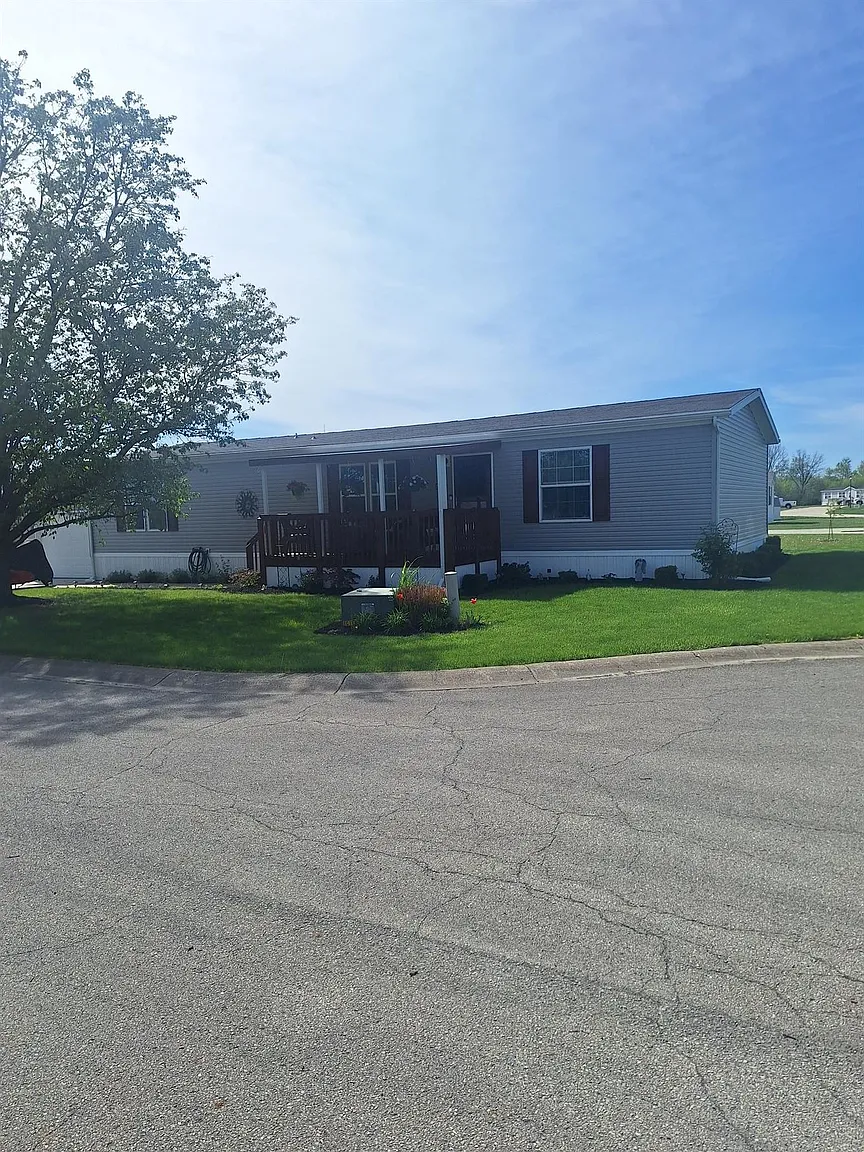 2829 Lancelot Dr photo 1