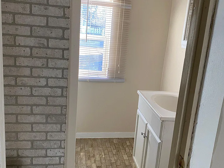 312 Summit St #2 — Photo 7