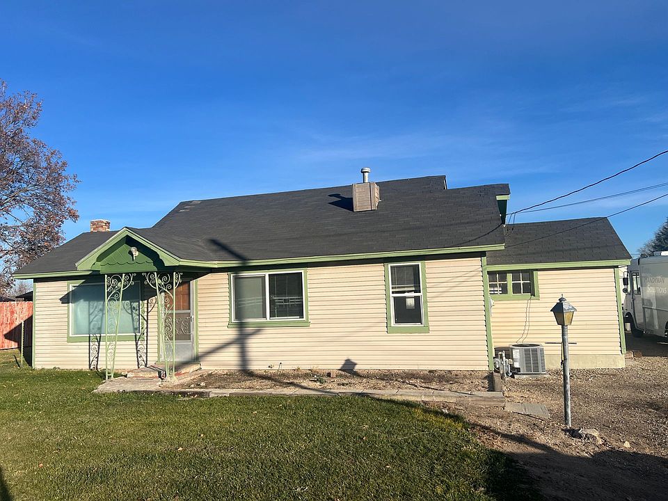 1812 S. POWERLINE RD.