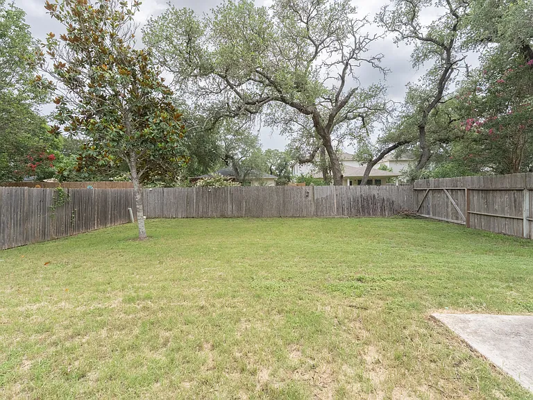 3962 Privet Pl — Photo 32