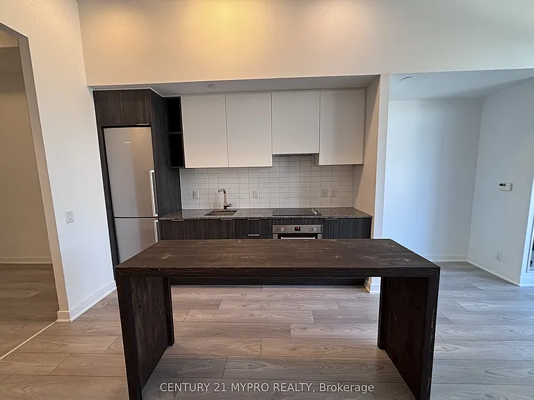 120 Parliament St #601 — Photo 4