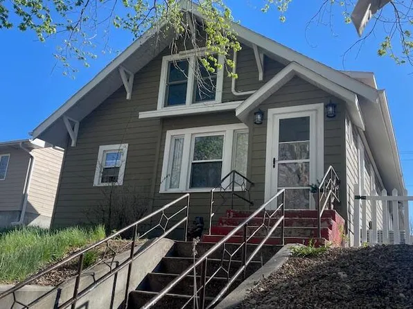 304 E Beebe Ave, Chamberlain, SD 57325