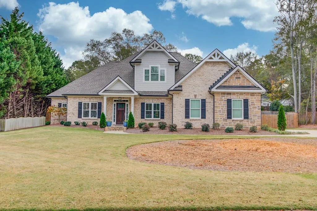 26 Saint Ives Cir photo 1