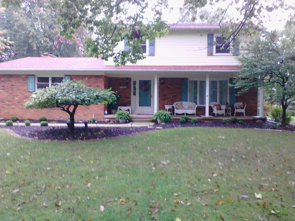 1st image of 1865 Woodland Dr