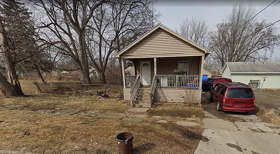 1st image of 812 Remington Ave