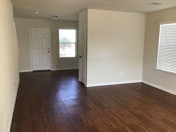 2nd image of 19107 Canaras Ct