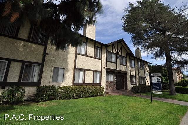 1st image of 6954 Woodman Ave APT 2