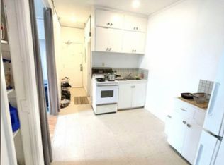 199 Union St #204, Saint John, NB E2L 1A9