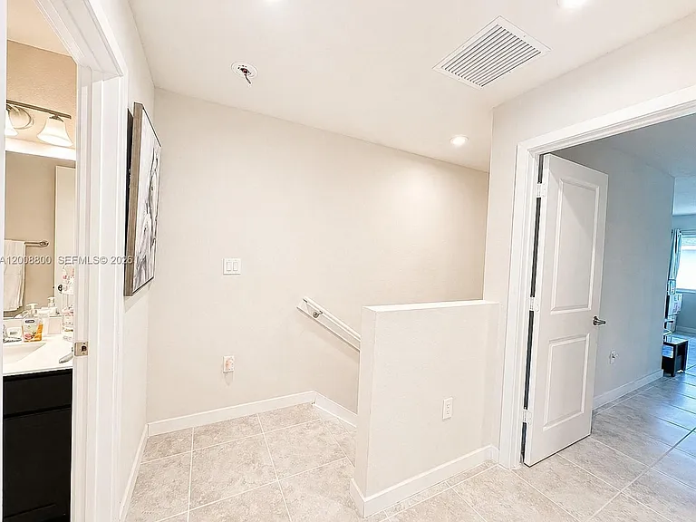 1041 NW 5th Ct #1041 — Photo 20