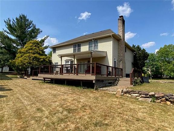 4th image of 1765 Victoria Cir