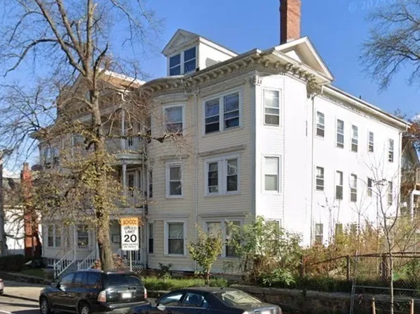 472 Warren St, Roxbury, MA 02119
