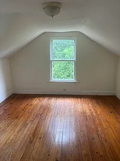 2 bed, 1.5 bath, 1800 sqft, $2,200 — Photo 3