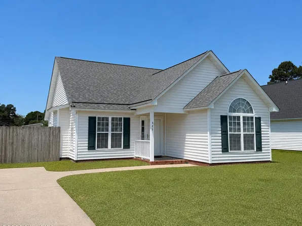 327 Johnson Lane, Winterville, NC