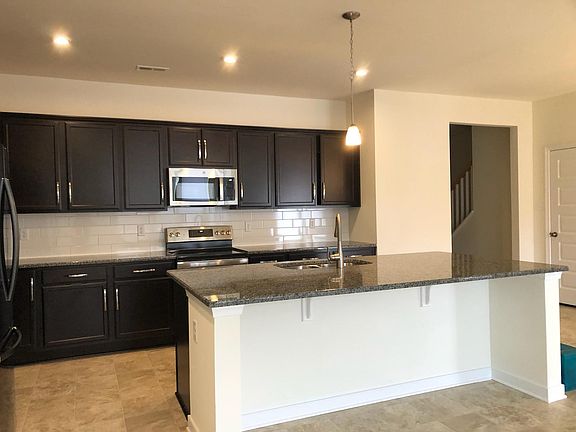 5th image of 1233 Wescott Dr