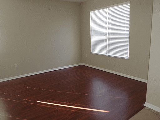 4th image of 34200 Alameda Dr