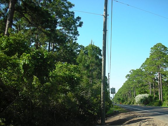 4th image of 8 Sand Bar Dr