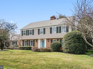 9722 Spring Ridge Ln, Vienna, VA 22182