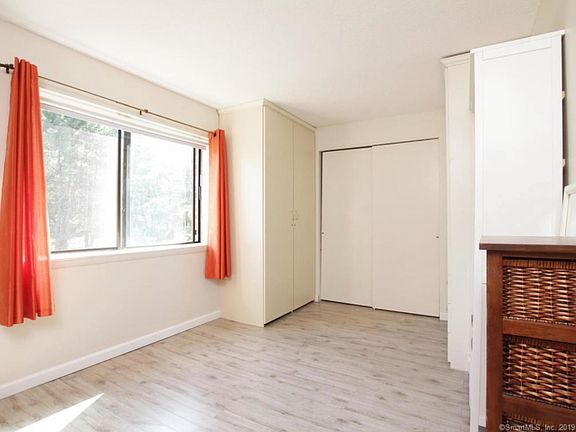 4th image of 2320 Harbor View Dr #2320