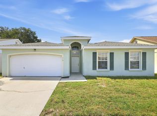 219 Lookout Dr, Apollo Beach, FL 33572