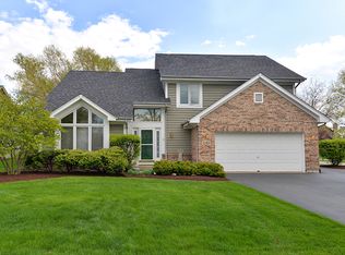 1145 Thousand Oaks Dr, Bartlett, IL 60103