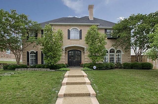 1st image of 2872 Lago Vista Ln