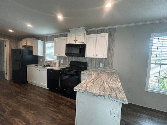 1st image of 39500 W Warren Rd #222