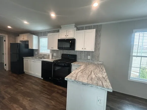 39500 W Warren Rd #222, Canton, MI 48187